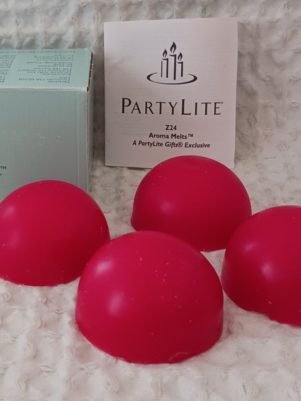 PartyLite COUNTRY APPLE Aroma Melts Z24203 Tart Warmer RED 4 NEW